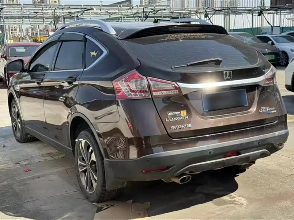 Luxgen Excellent 6 SUV