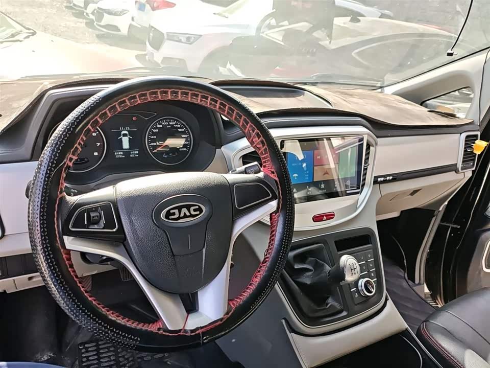 JAC Refine Ruifeng M4