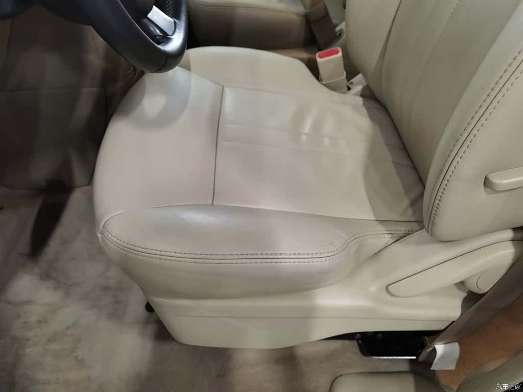 Buick GL8, 2015 20