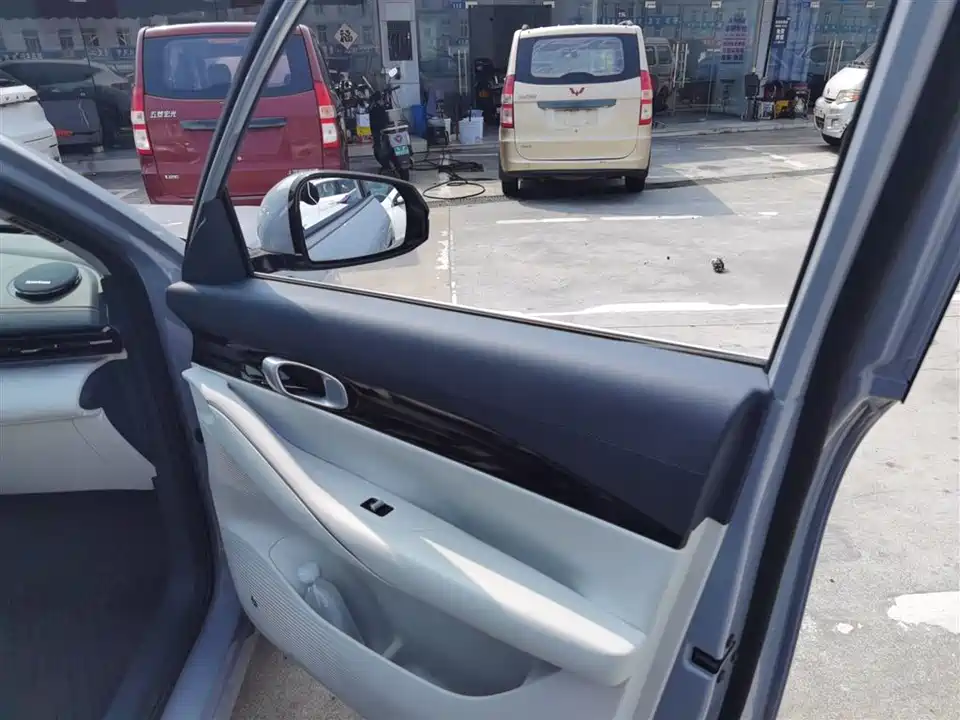 Geely Galaxy Galaxy E5