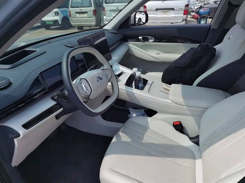 Geely Galaxy Galaxy E5