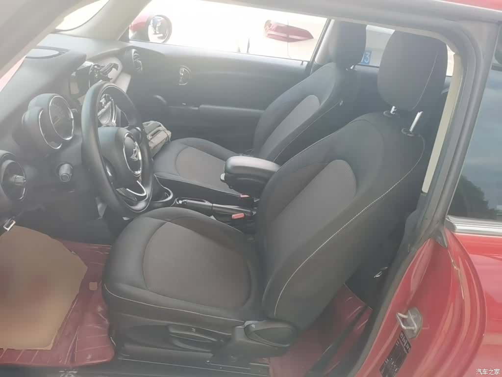 Mini ONE, 2015 15