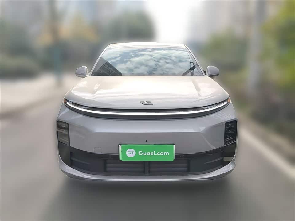 Li Auto Ideal L6