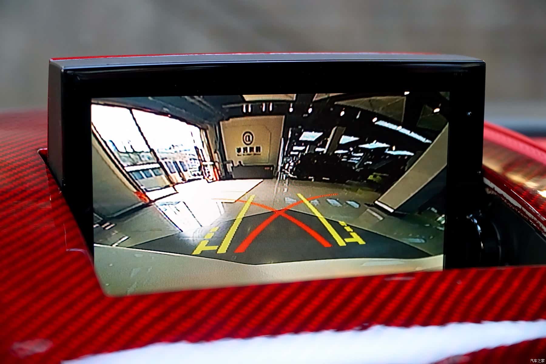 Aston Martin DB9, 2015 14