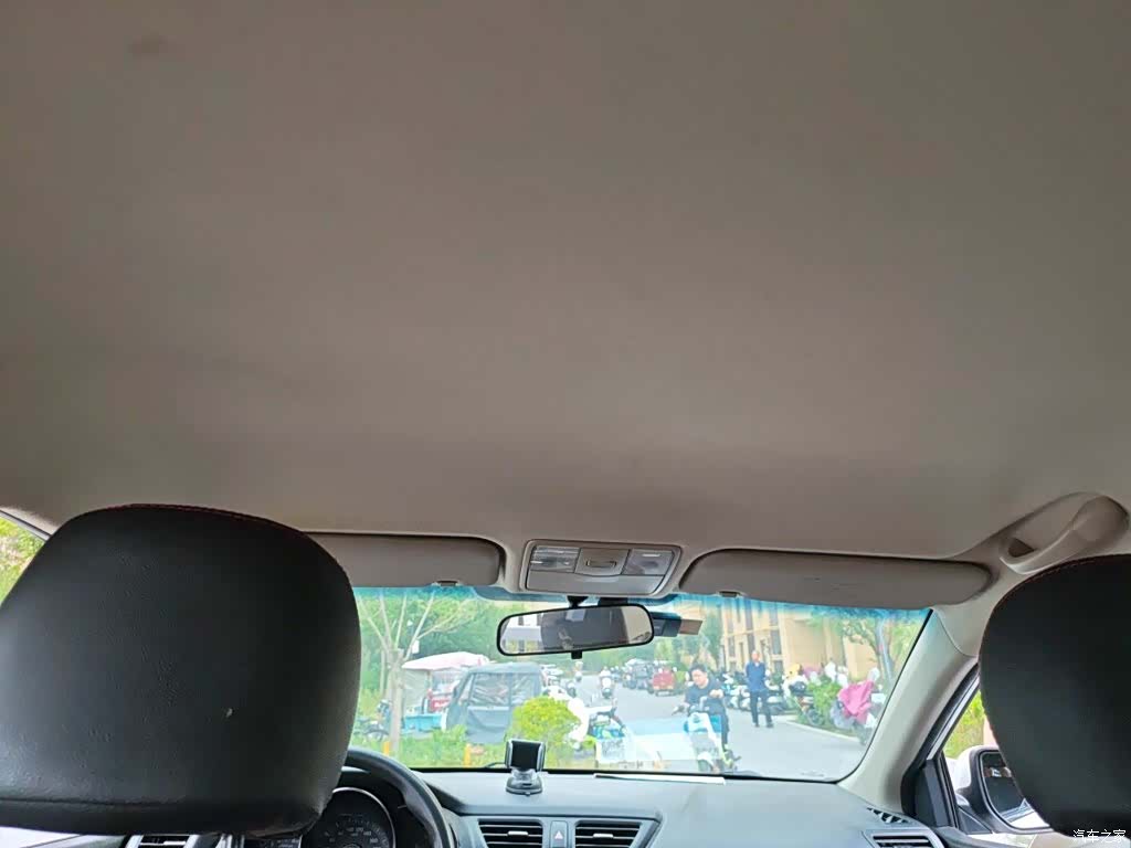 Kia K2, 2015 15
