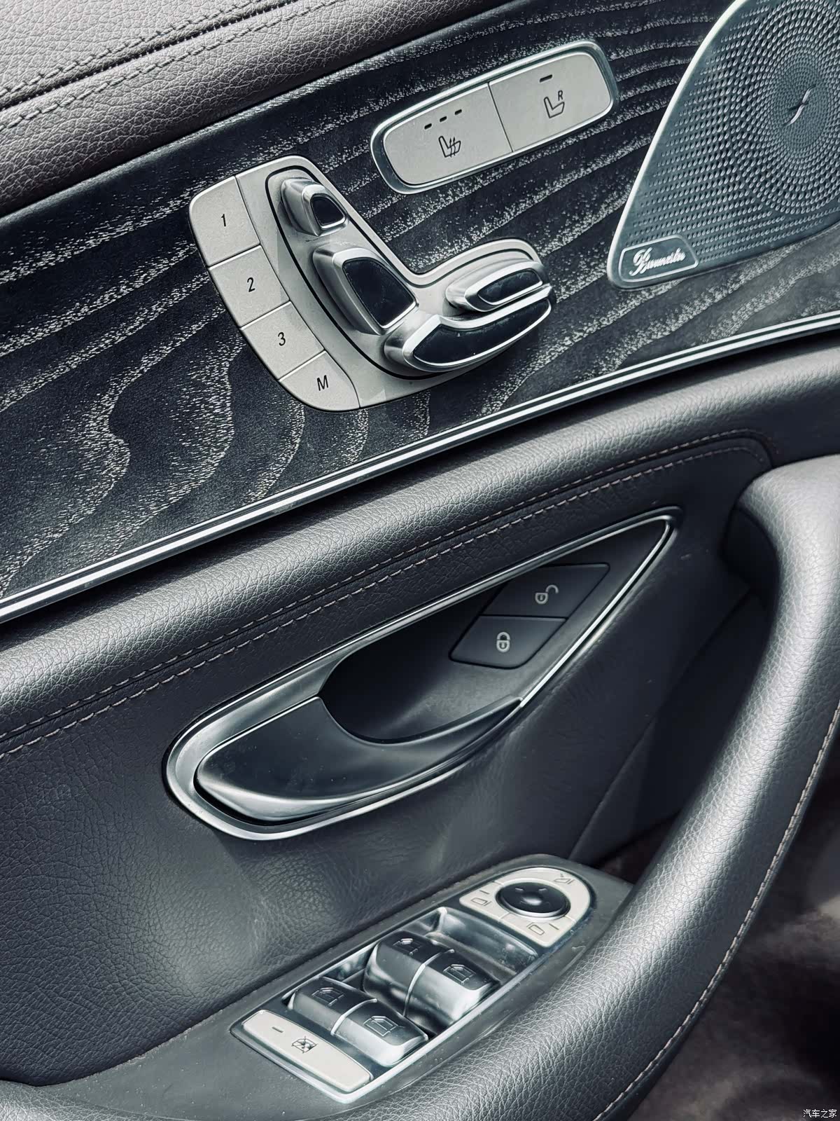 Mercedes-Benz CLS, 2019 16