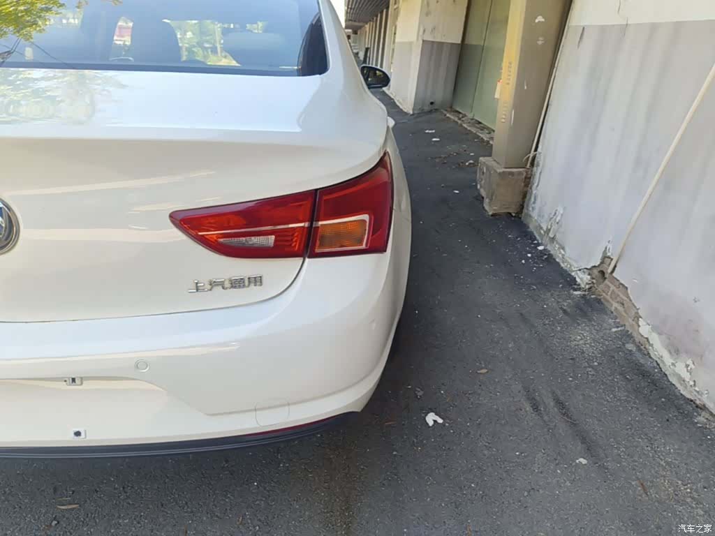 Buick Verano, 2017 8