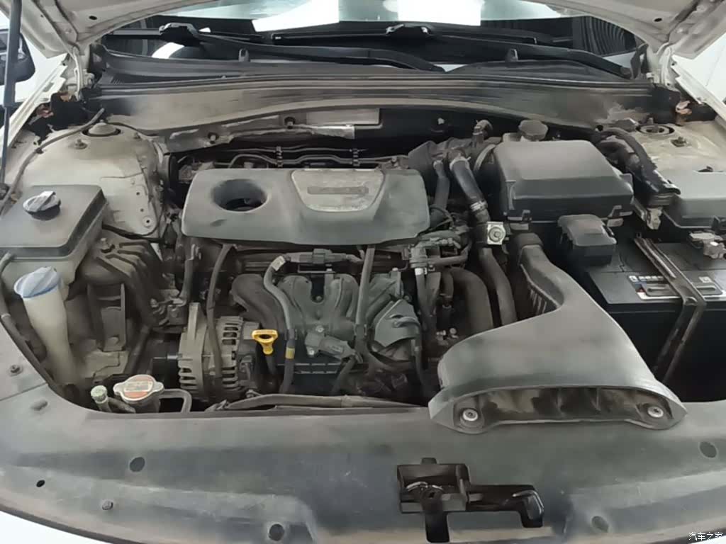 Kia K5, 2015 11