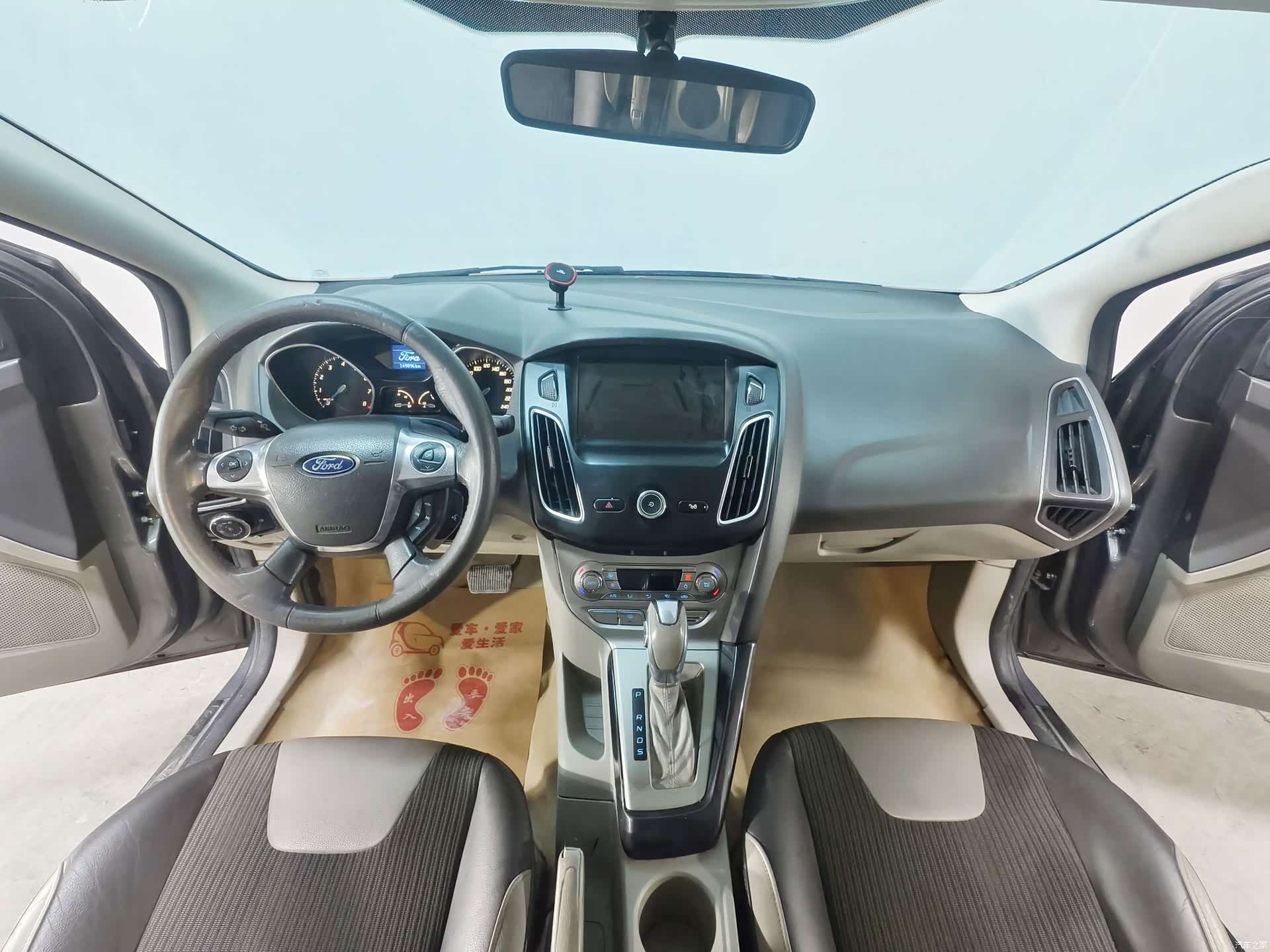 Ford Focus, 2012 9