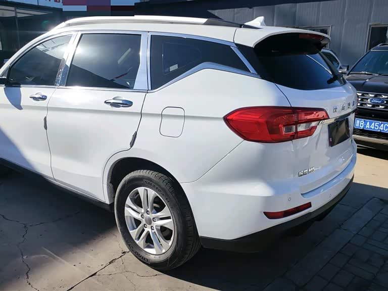 Haval M6