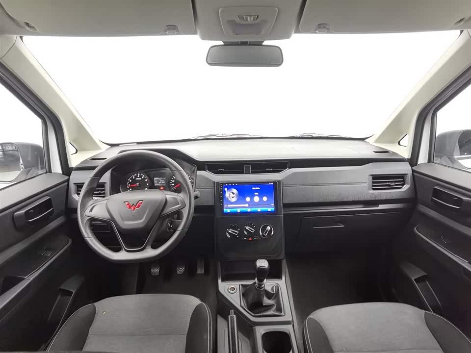 Wuling Wuling Hongguang PLUS