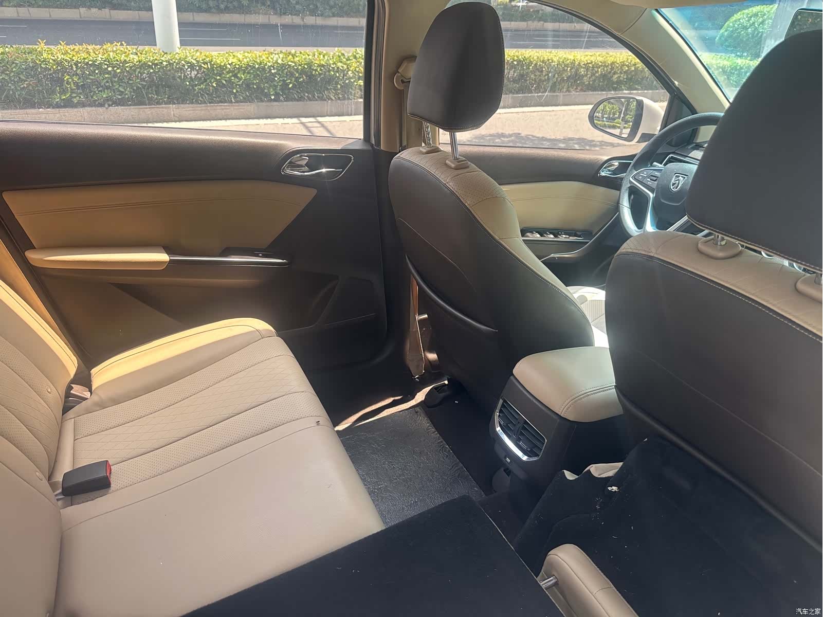 Wuling 310W, 2017 12