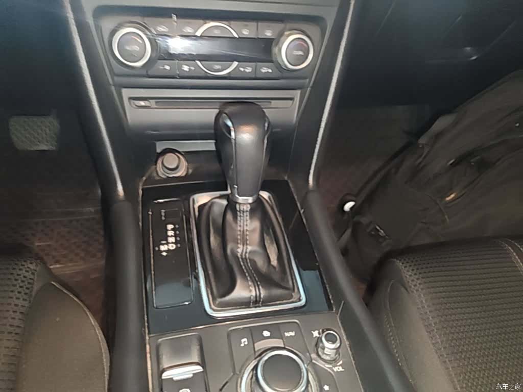 Mazda Mazda3, 2018 14