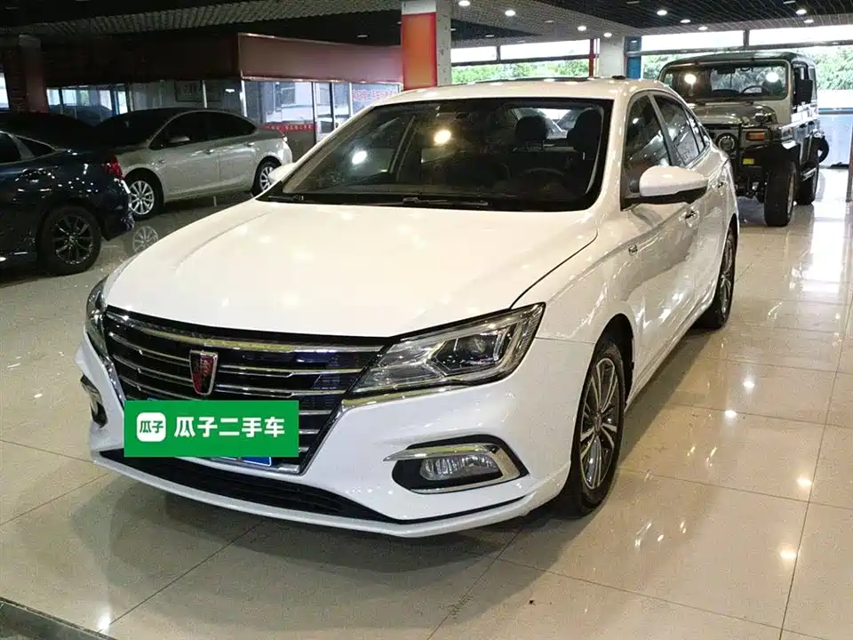 Roewe i5