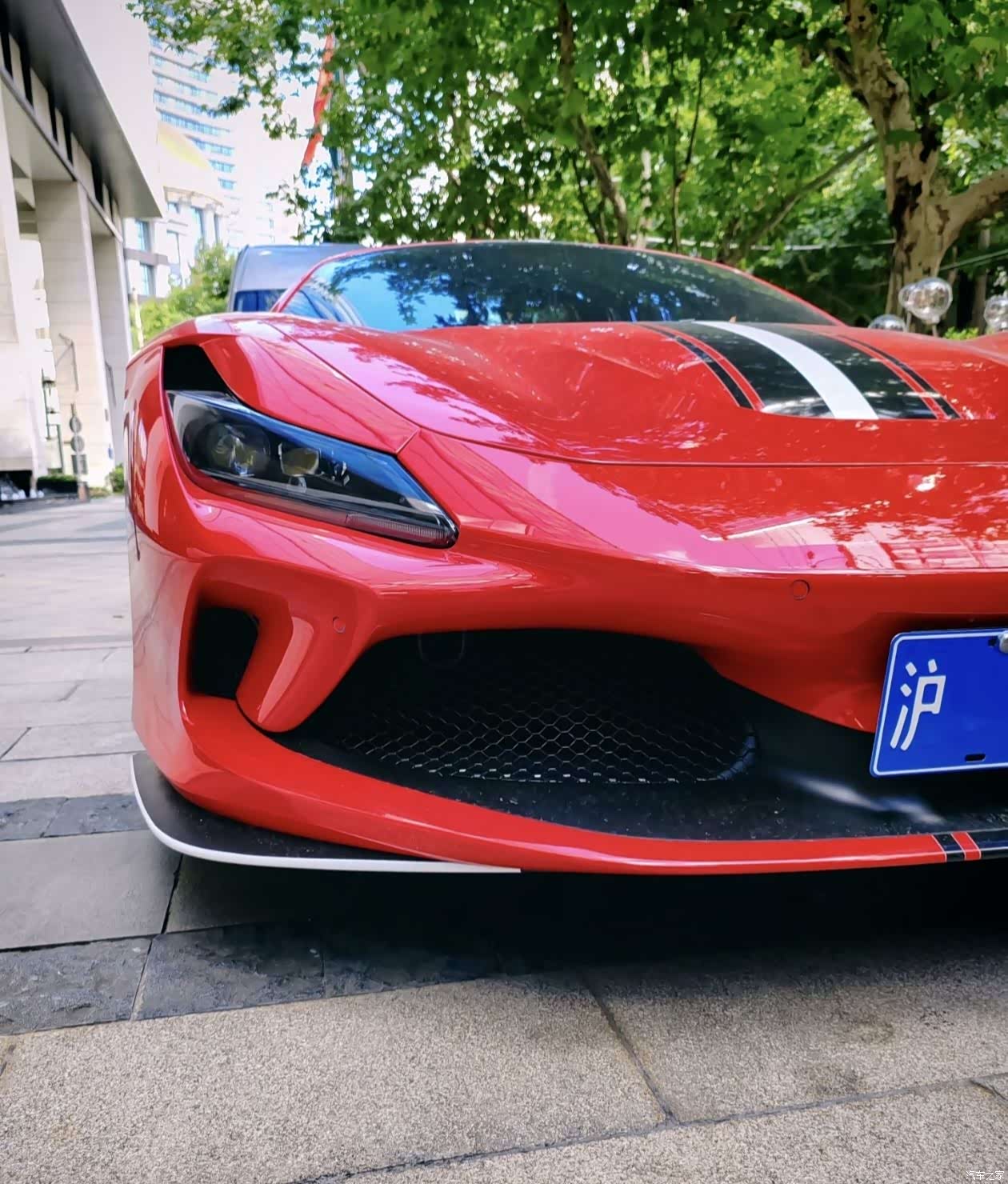 Ferrari F8, 2021 4