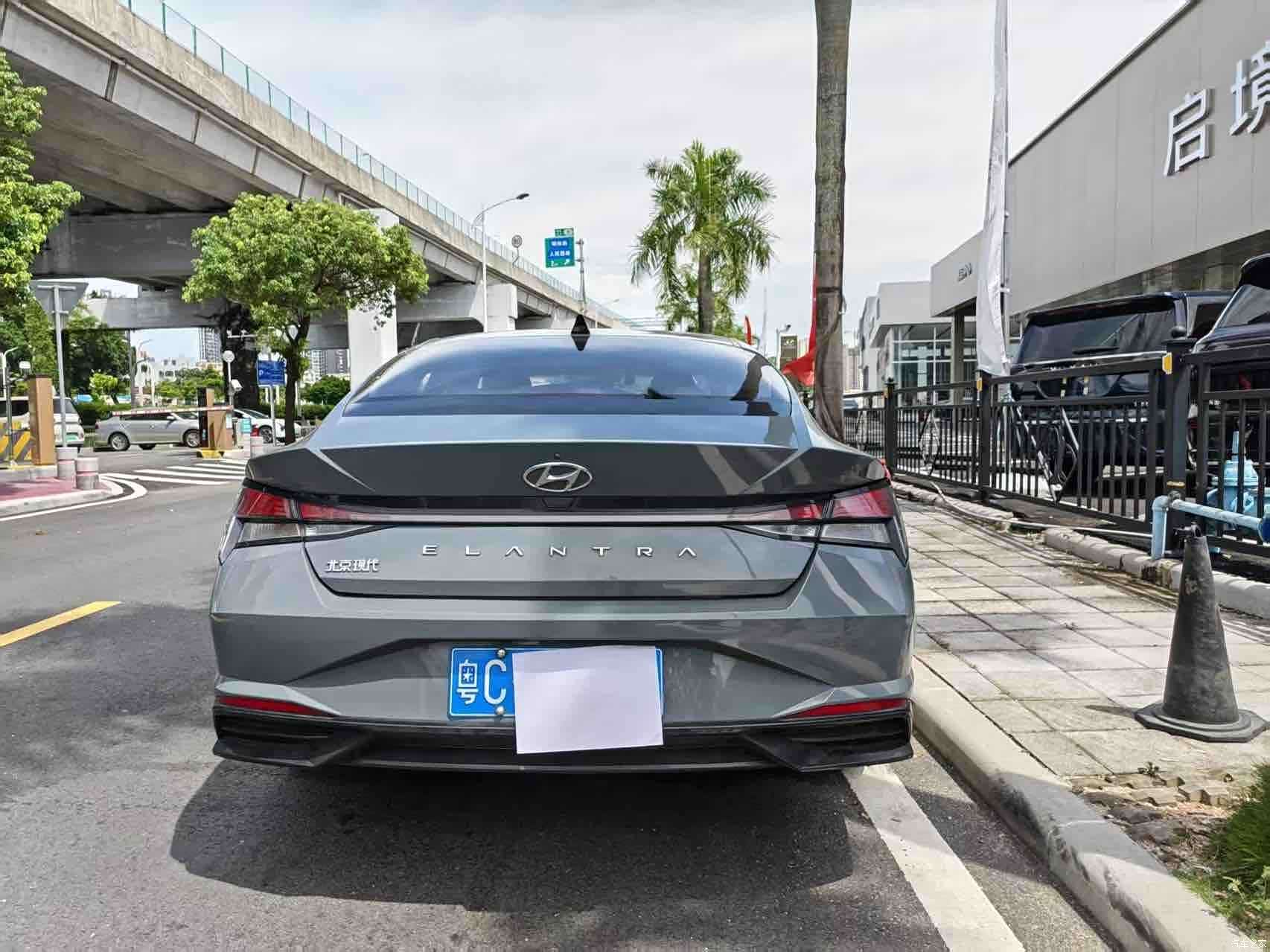 Hyundai Elantra, 2022 4