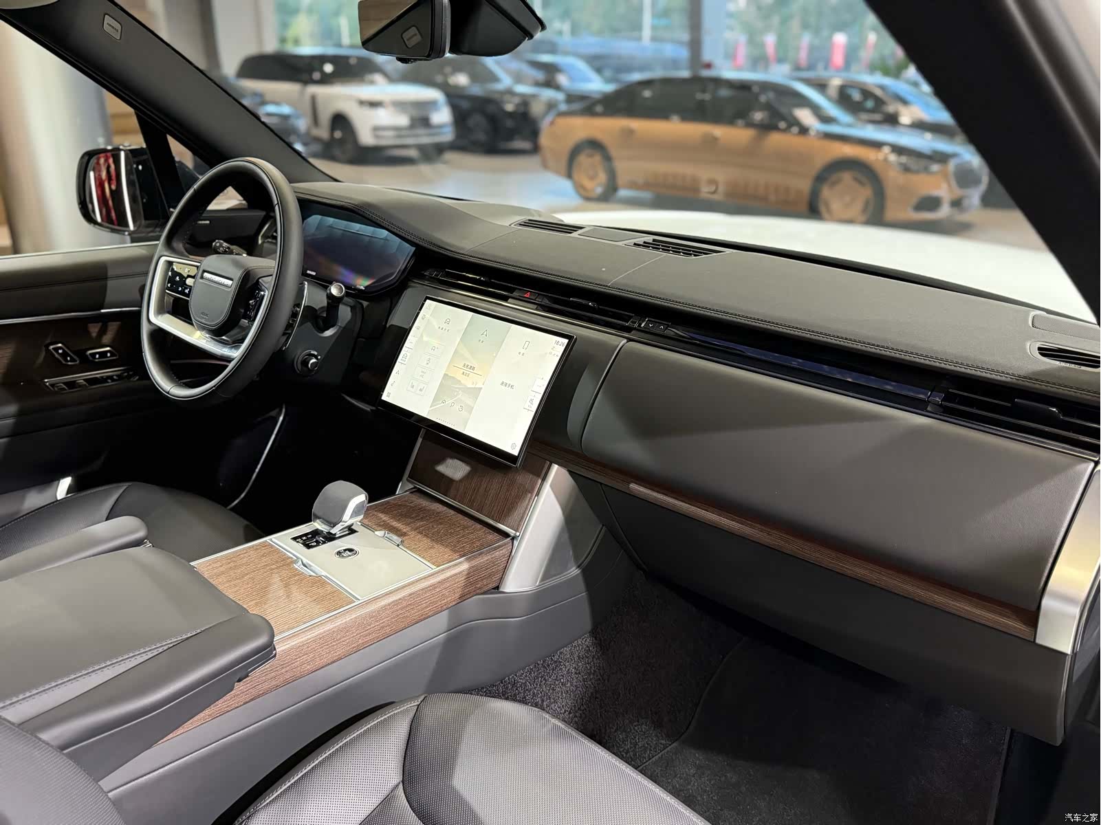 Land Rover Range Rover, 2026 18