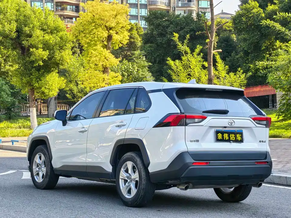 Toyota RAV4 Rongfang