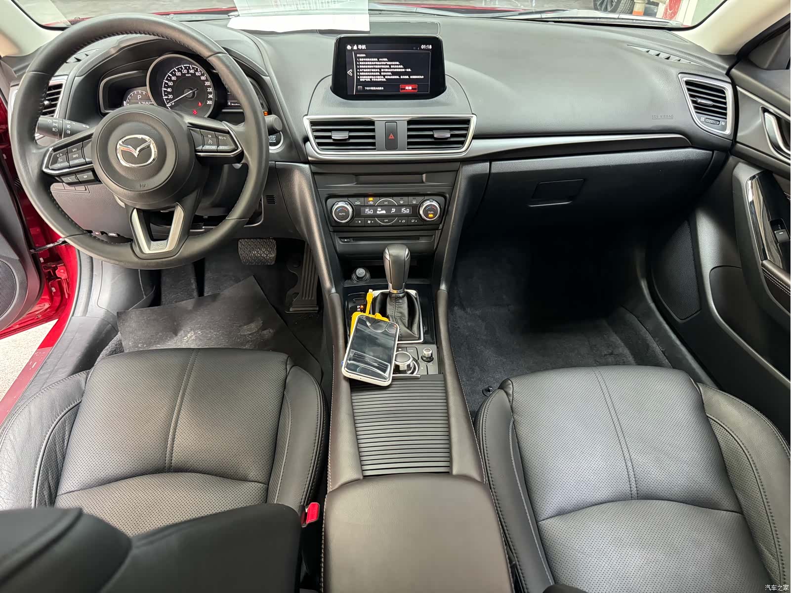 Mazda Mazda3, 2017 10