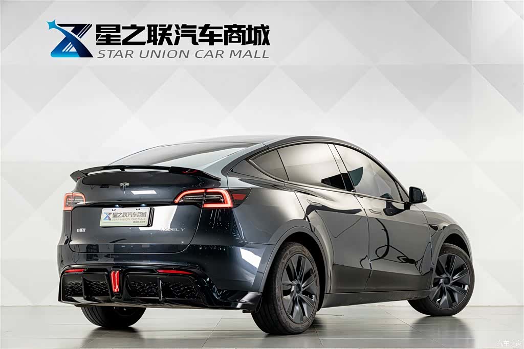 Tesla Model Y, 2025 6