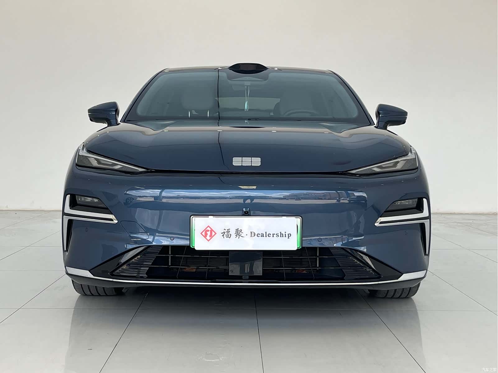 Geely 8, 2025 1