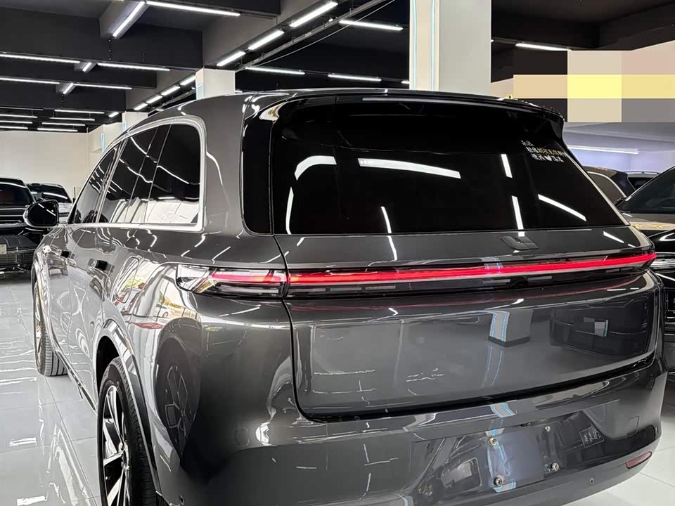 Li Auto Ideal L8