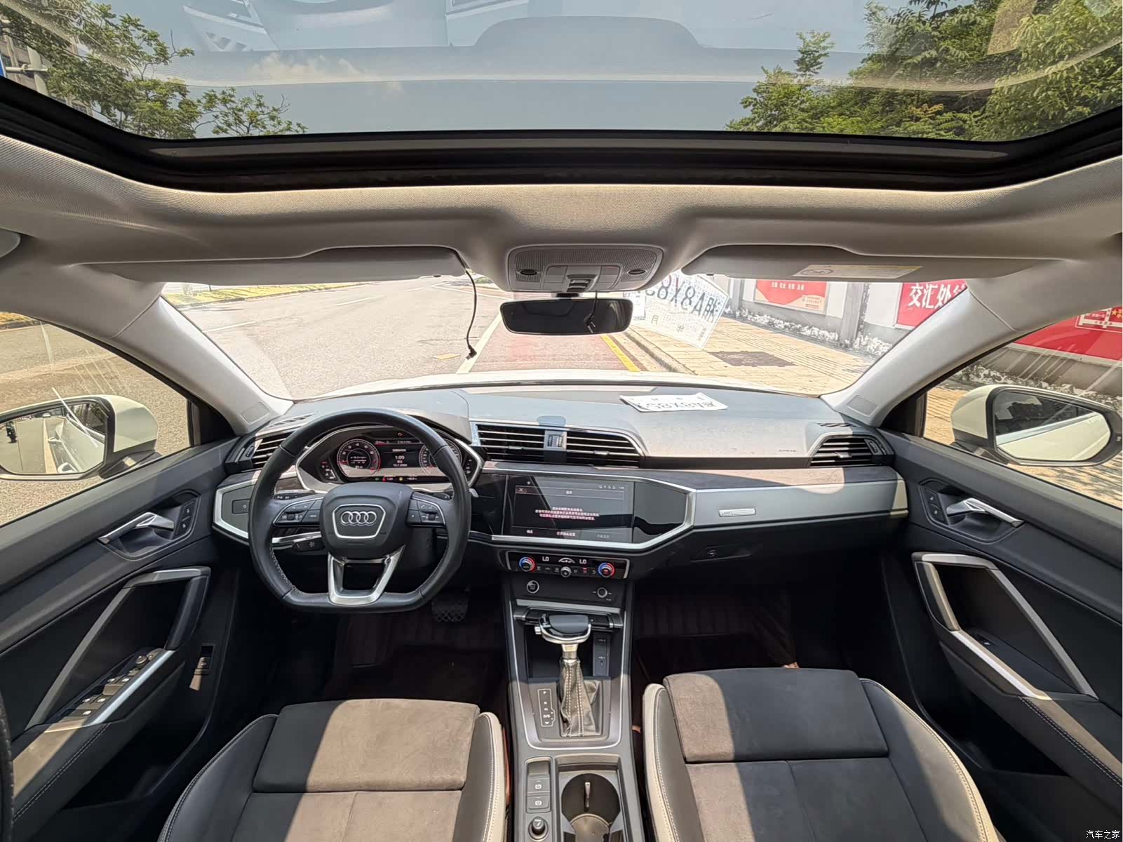 Audi Q3, 2022 14