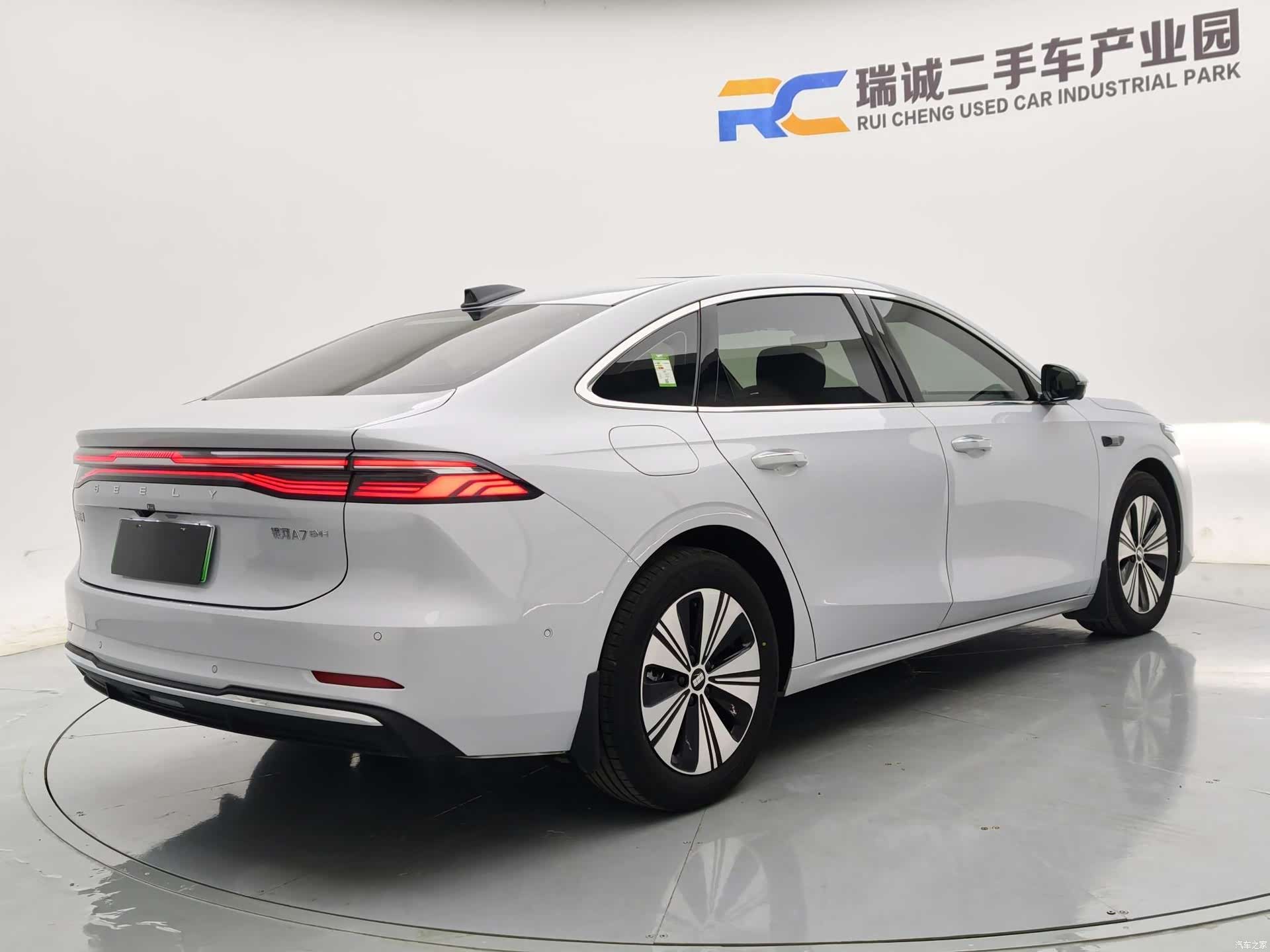 Geely A7, 2025 все фото