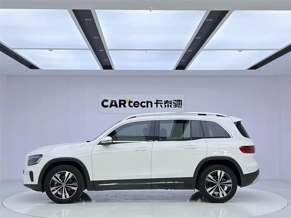 Mercedes-Benz GLB Mercedes-Benz GLB