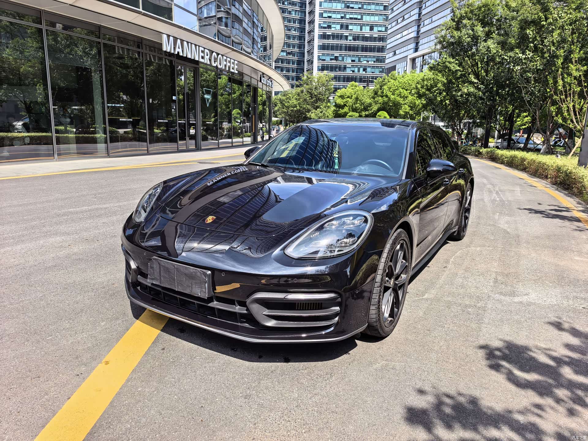 Porsche Panamera, 2022 3
