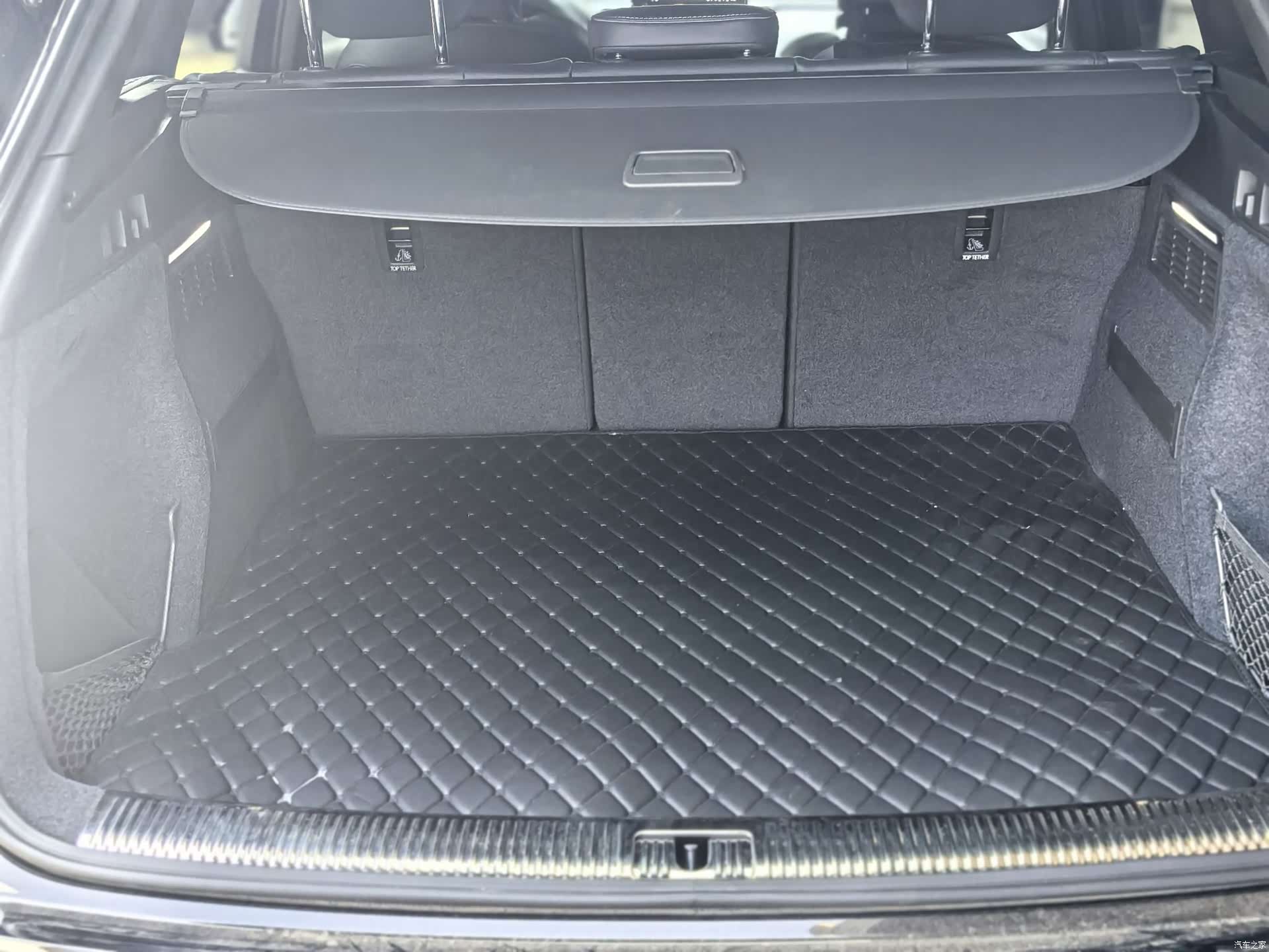 Audi Q5L, 2025 10