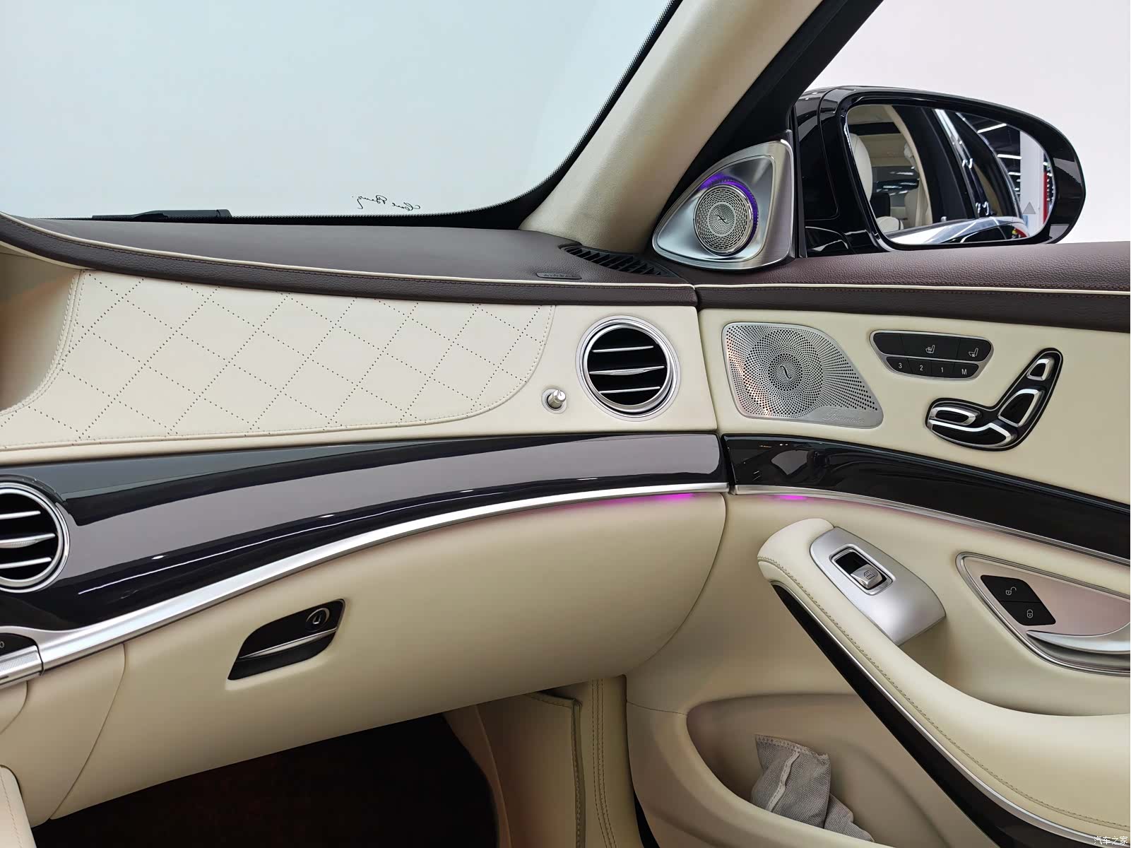 Mercedes-Benz S-Class, 2019 11