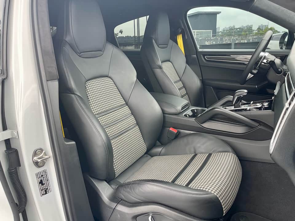 Porsche Cayenne Porsche Cayenne