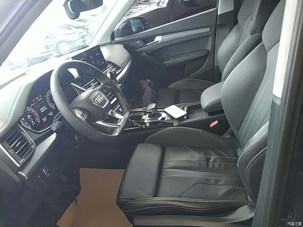Audi Q5L, 2024 11