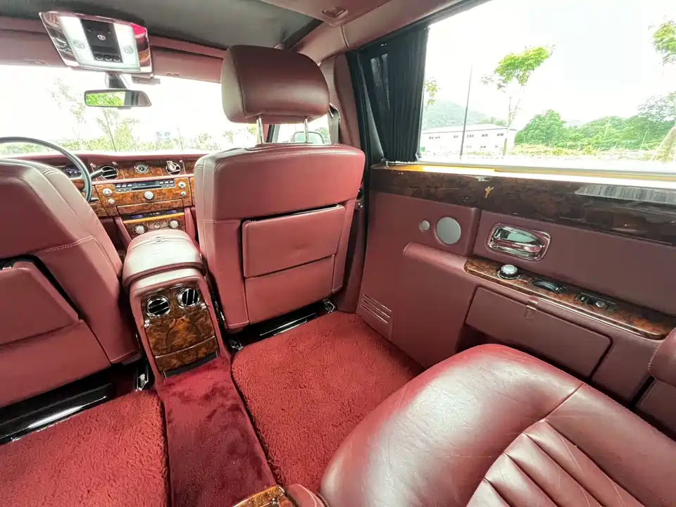 Rolls-Royce Phantom
