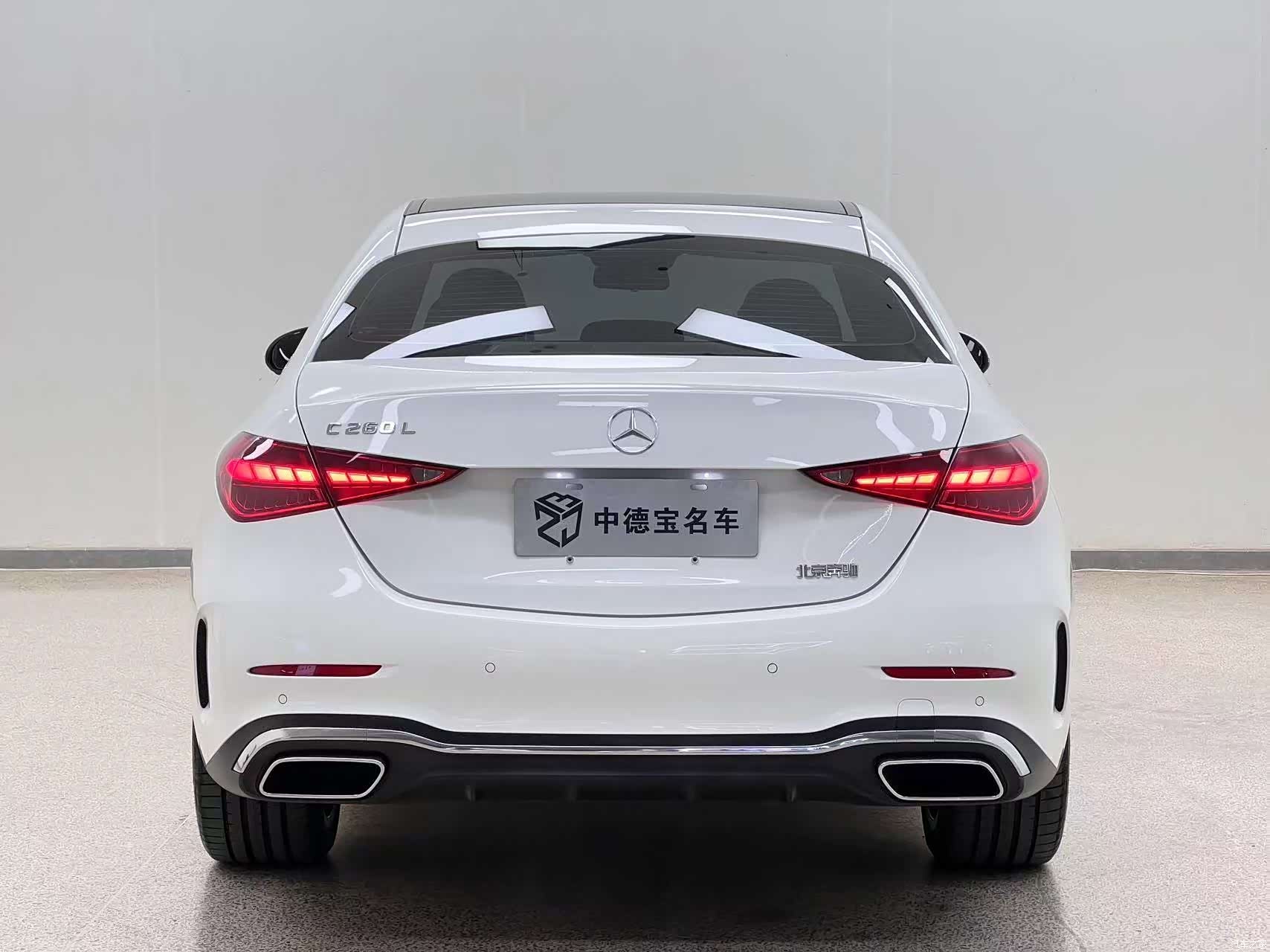 Mercedes-Benz C-Class, 2024 4