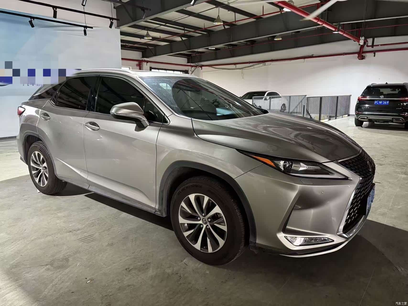 Lexus RX, 2022 8