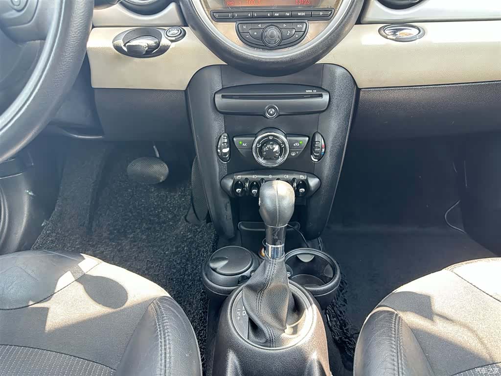 Mini Cooper, 2012 11