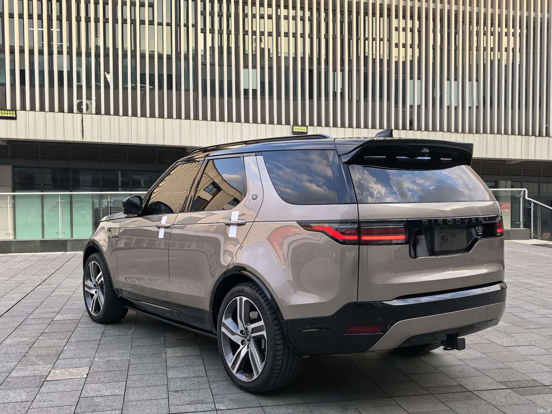 Land Rover Discovery, 2021 20