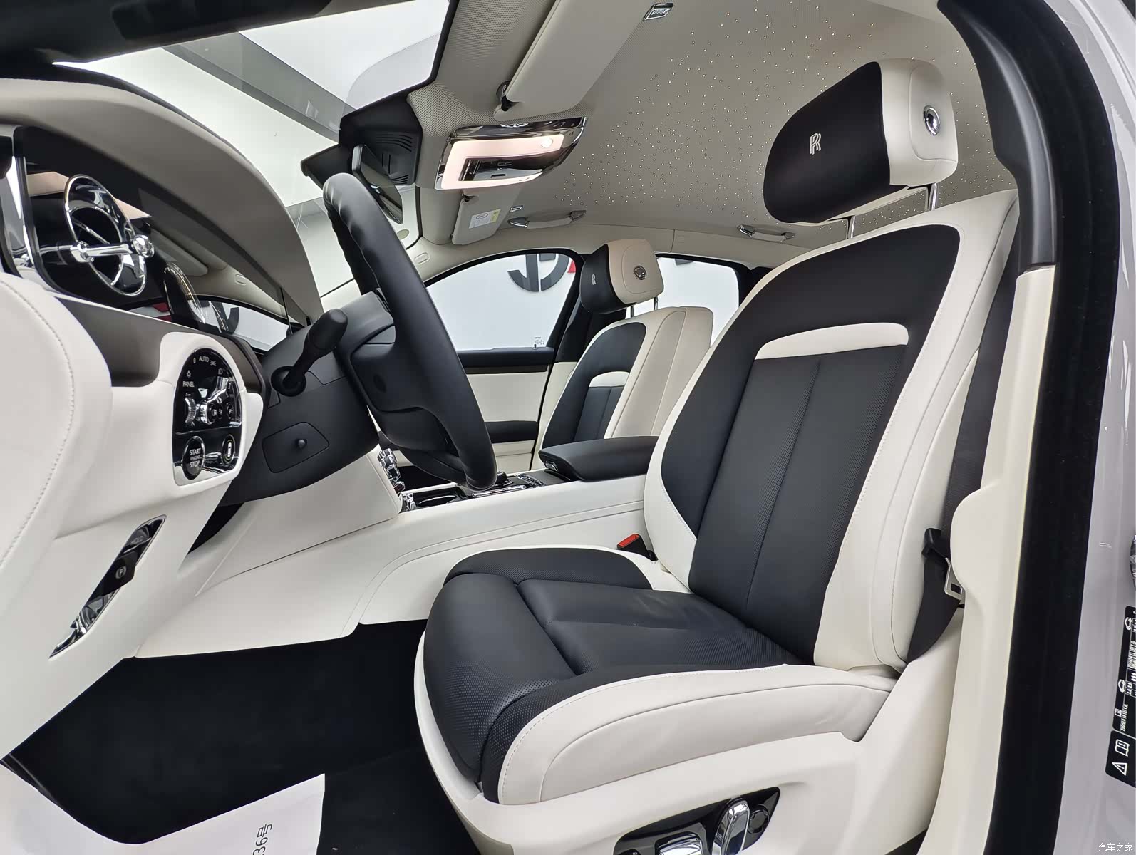 Rolls-Royce Ghost, 2024 8