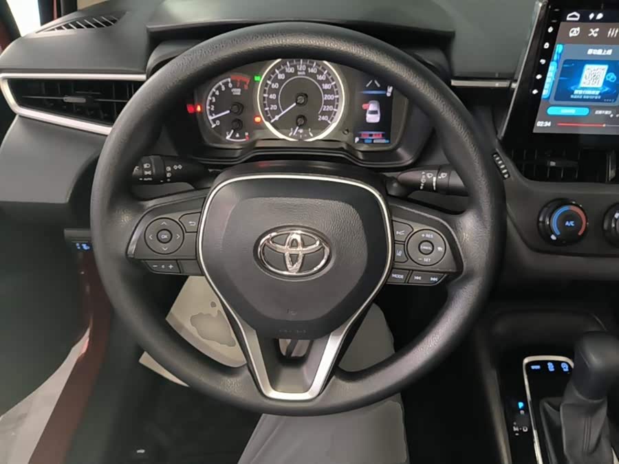 Toyota Corolla 2019, фото 10