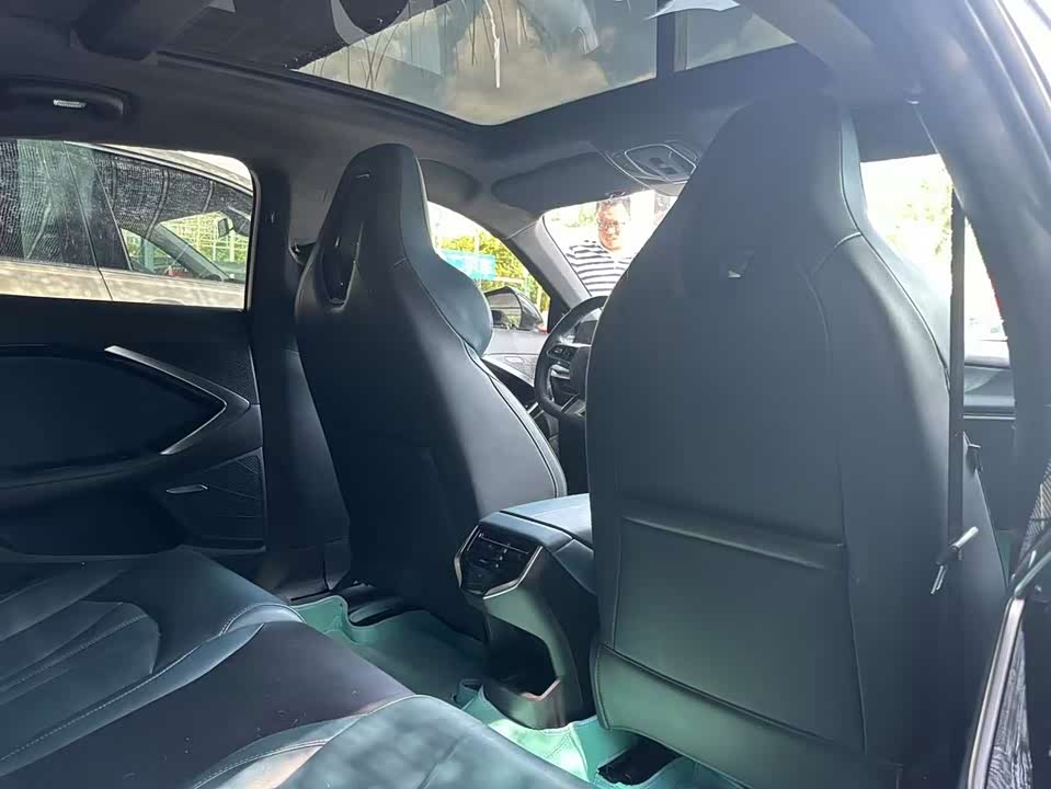 Hongqi HS5 Hongqi HS5