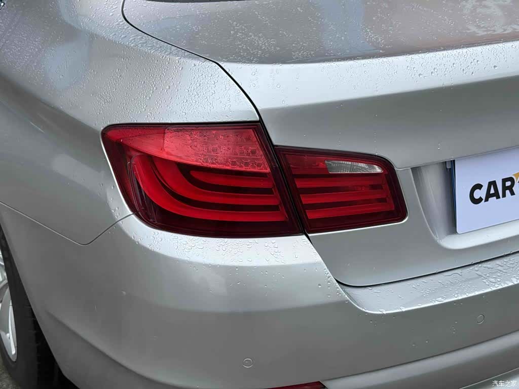 BMW 5 Series, 2011 все фото