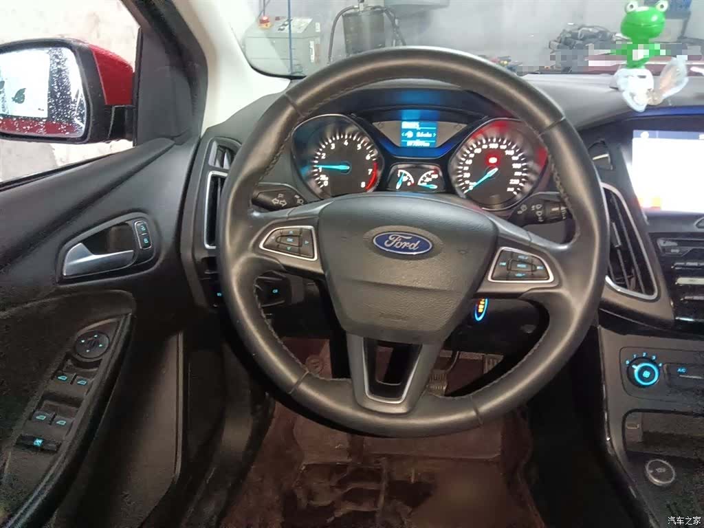 Ford Focus, 2018 3