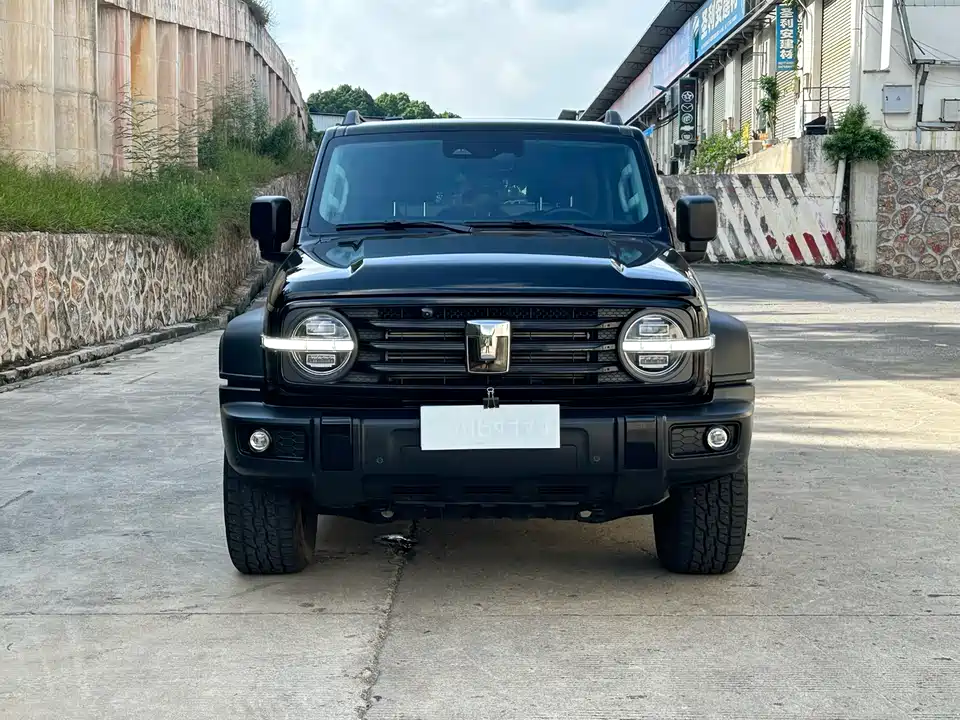 Tank 300 Tank 300