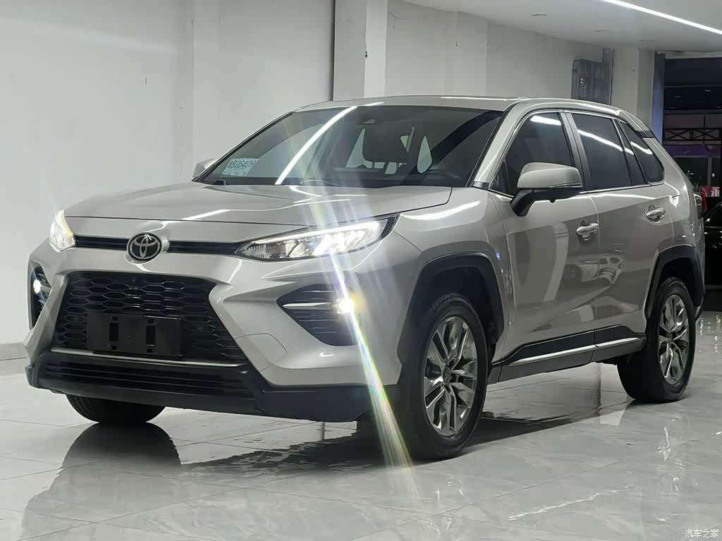 Toyota Wildlander, 2021 1
