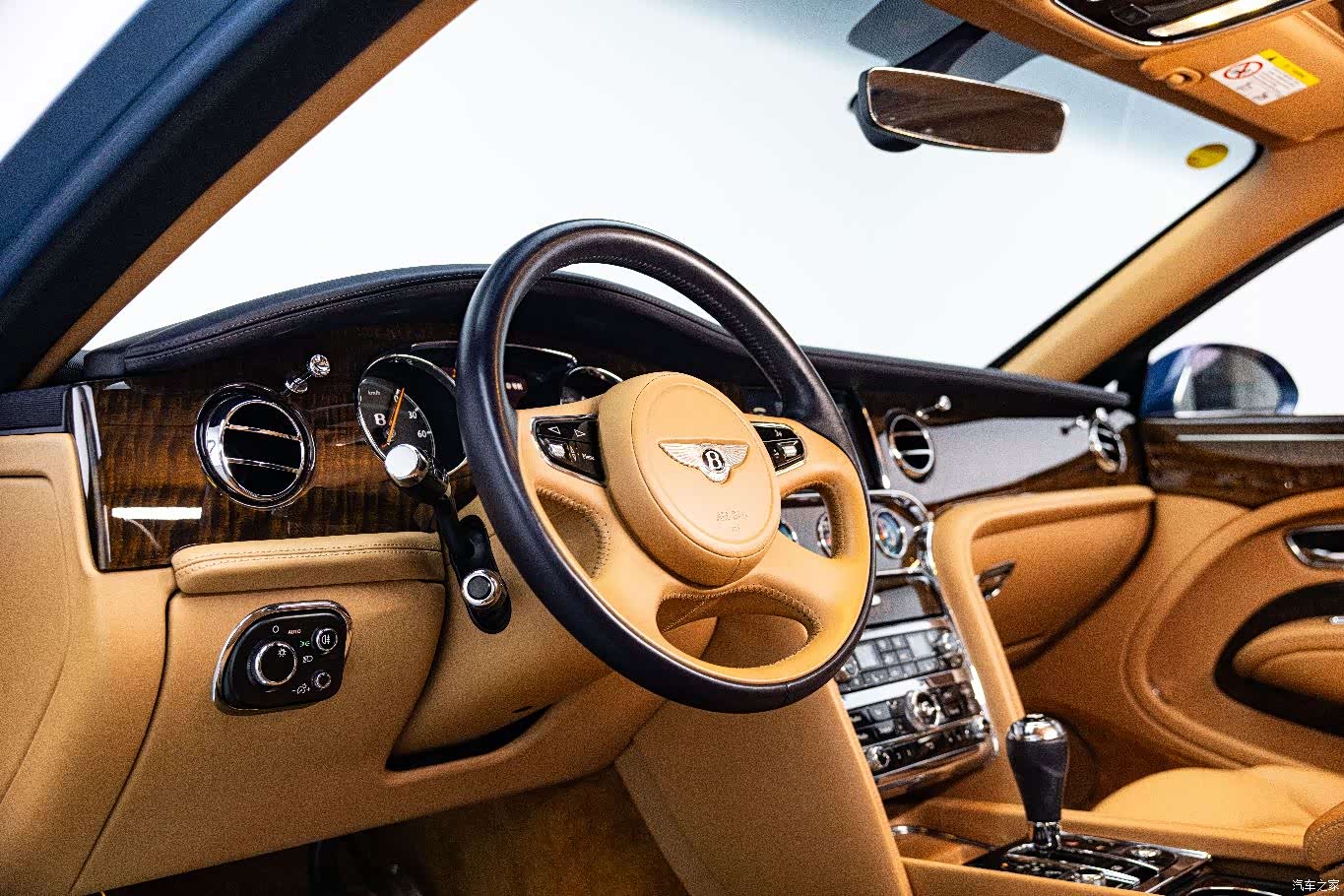 Bentley Mulsanne, 2017 7