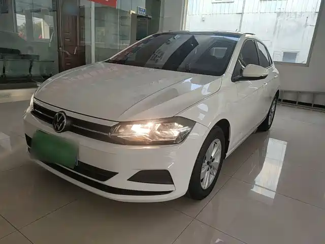 Volkswagen Polo 2023 — купить из Китая под заказ