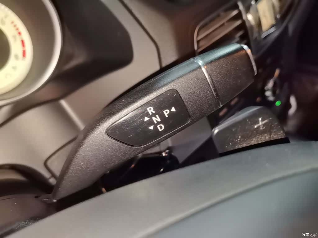 Mercedes-Benz E-Class, 2016 14