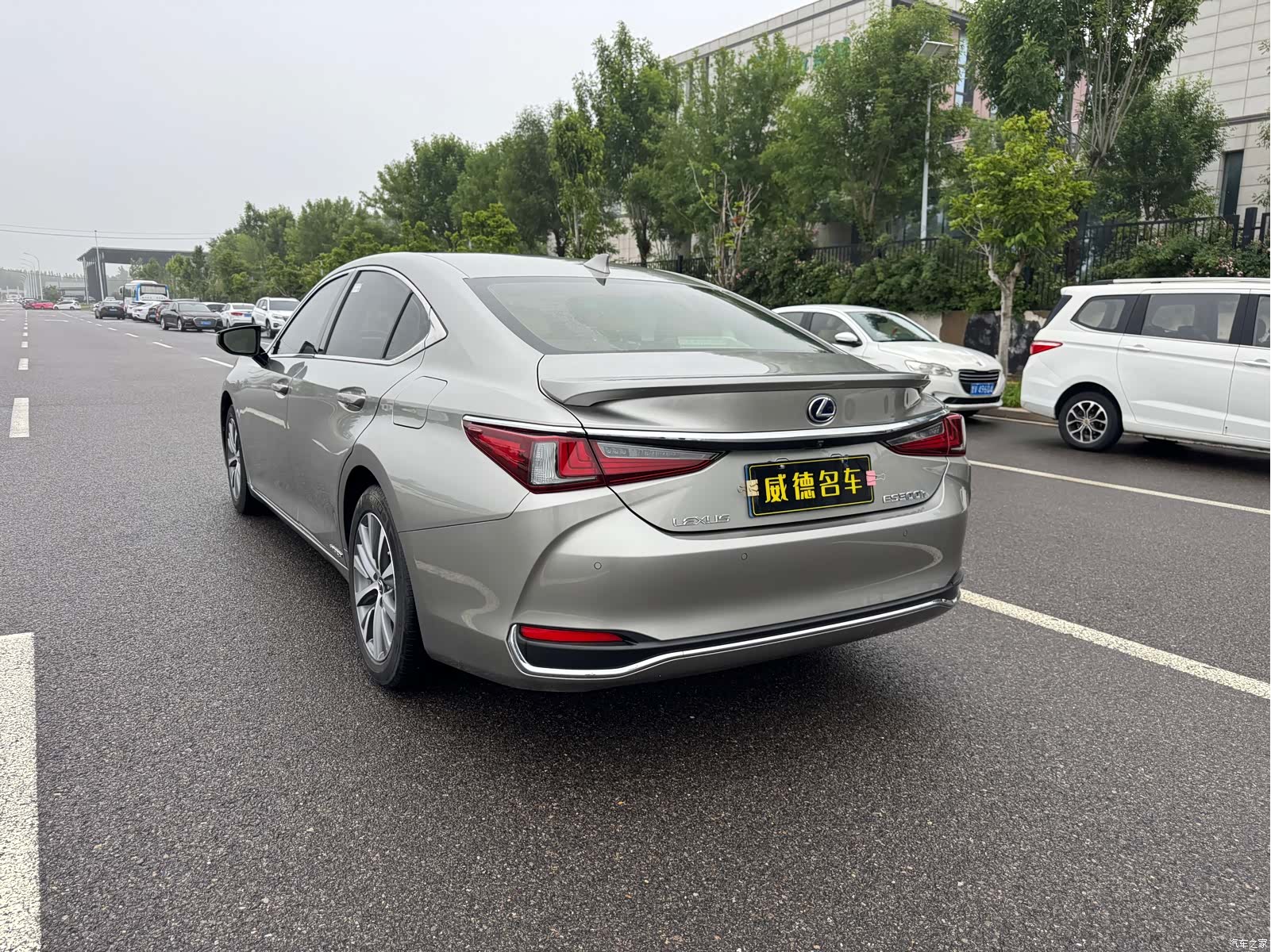 Lexus ES, 2021 6